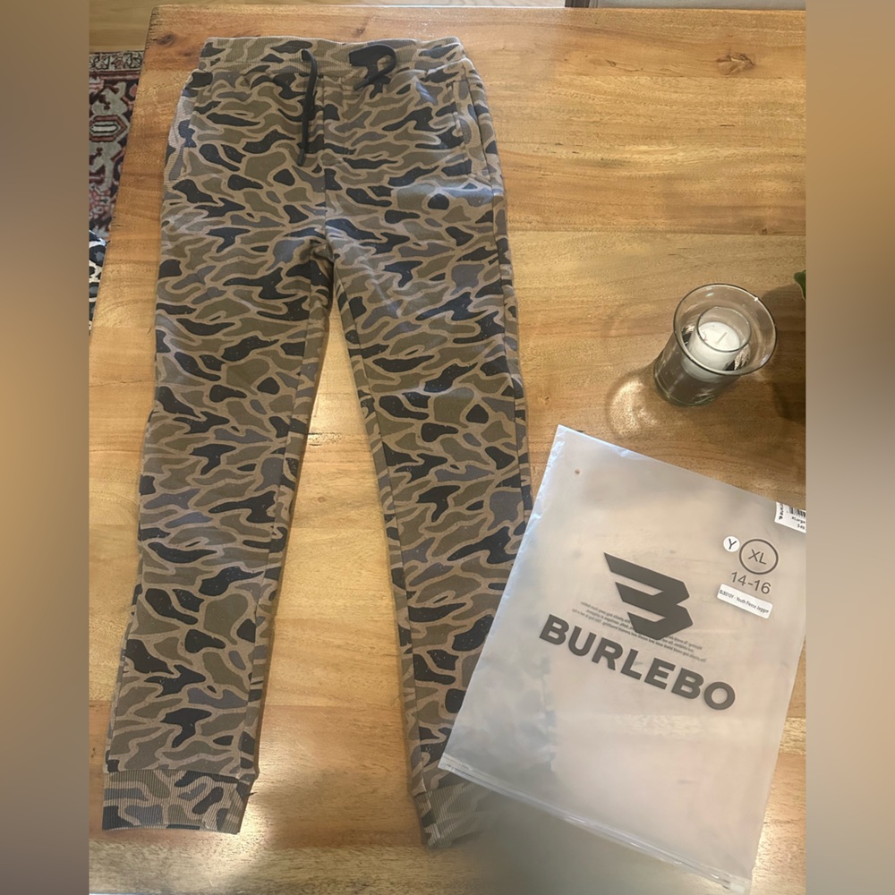 BURLEBO Tan and Brown Camouflage jogger